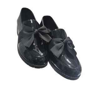 Elegant Black Women's Loafers with Bow